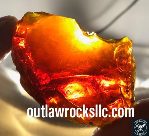 Mining Oregon Fire Opal with Outlaw Rocks