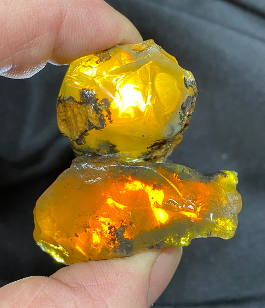 64 Grams of Oregon Fire Opal Rough