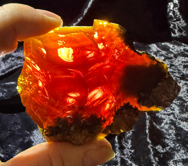 148 Gram Oregon Chocolate Fire Opal Rough