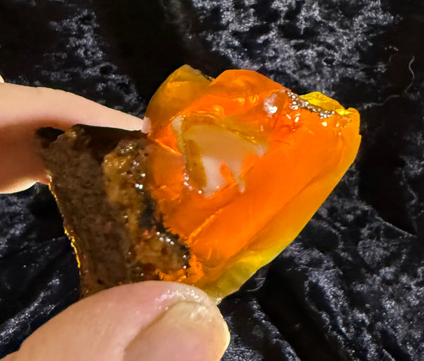 82 Gram Oregon Fire Opal Rough