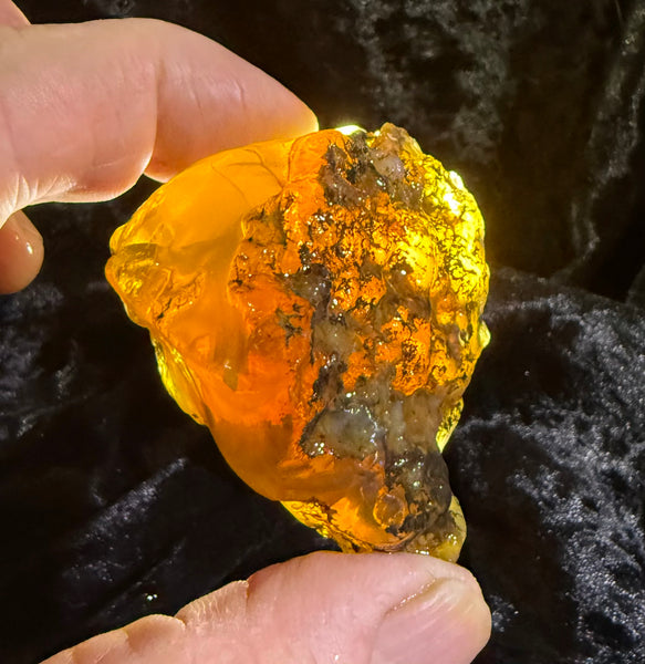 87 Gram Oregon Fire Opal Rough