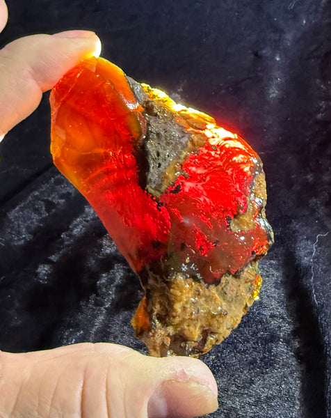 131 Gram Oregon Chocolate Fire Opal Rough