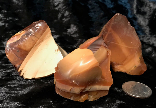 Outlaw Rocks Oregon 229 Grams of Oregon Chocolate & Caramel Opal – Outlaw Rocks